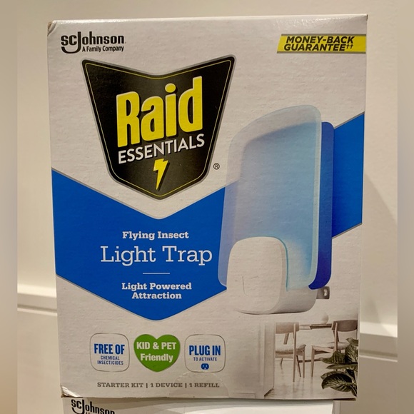 New 2x Raid Essentials Flying Insect Light Trap Starter Kit Plug In - Picture 3 of 5